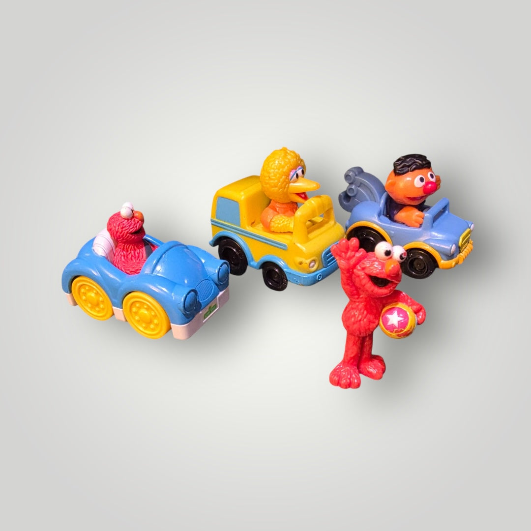 Sesame Street - Elmo's Schoolhouse and Three Vehicles – Ricochet Kids