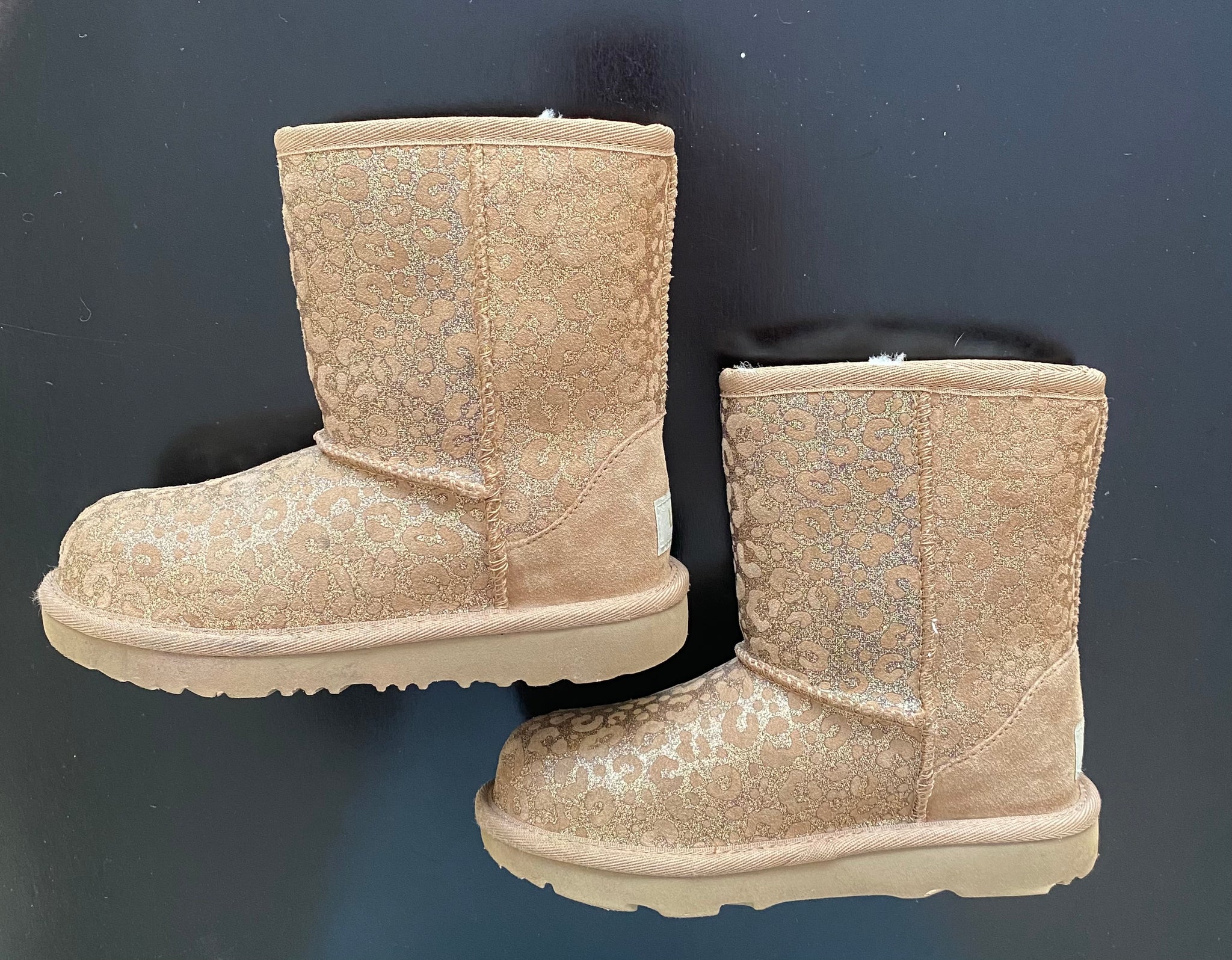 Girls Shoes - UGG boots