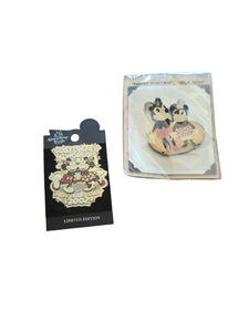 Disney Collectible Pins - 2002 New Years Day Pin w/ Family Portrait, Circa 1930 Pin