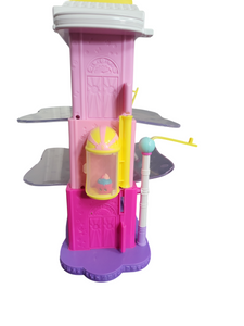 Shopkins "Tall Mall" with Ten Included Shopkins