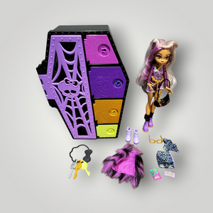 Monster High - Clawdeen Wolf With Locker & Accessories